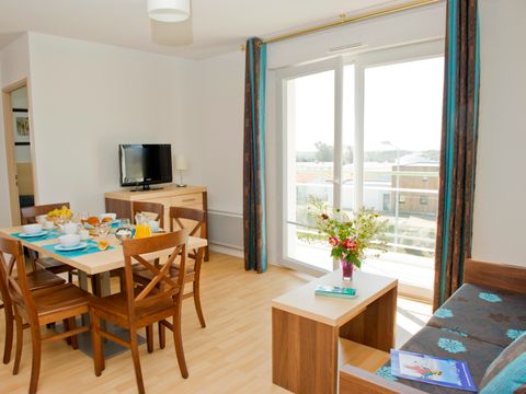 APPARTEMENT 6 personnes - G/100_3 PIECES 6 PERSONNES