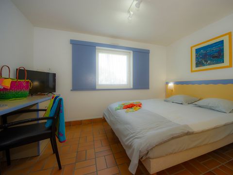 APPARTEMENT 5 personnes - G/262_3 PIECES 5 PERSONNES DE PLAIN PIED
