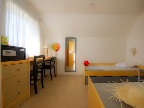 APPARTEMENT 5 personnes - G/262_3 PIECES 5 PERSONNES DE PLAIN PIED
