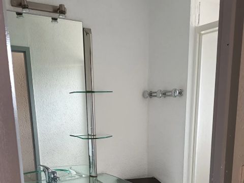 GÎTE 6 personnes - 50m² - 2 chambres avec jardin