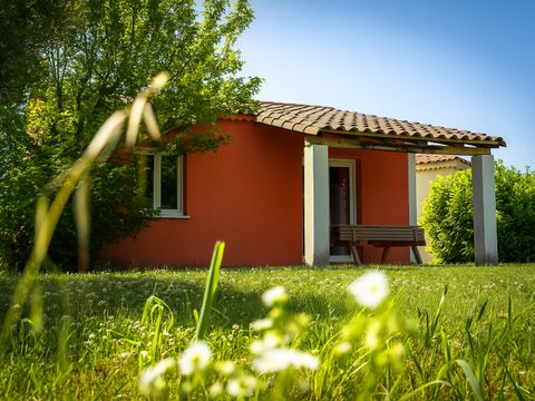 GÎTE 8 personnes - 50m² - 2 chambres avec jardin