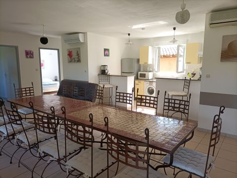 GÎTE 16 personnes - 100m² - 4 chambres avec jardin