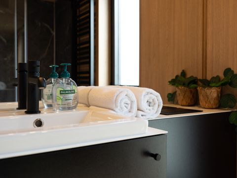 HÉBERGEMENT INSOLITE 3 personnes - Valeur - Luxe 2