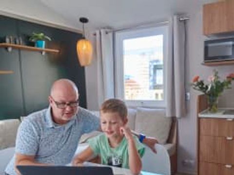 CHALET 4 personnes - Elégance 2 chambres avec terrasse (4 personnes)