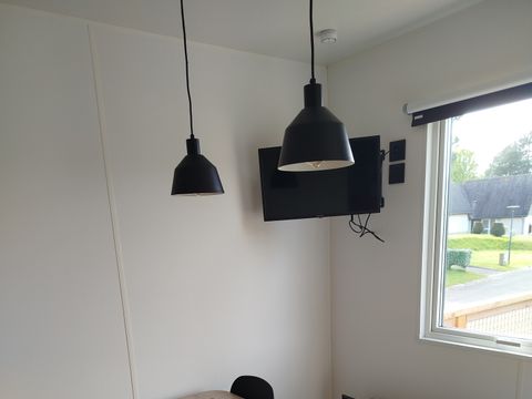 Mobilhome 2 personnes - Mobil home Confort - 1 chambre - terrasse semi-couverte