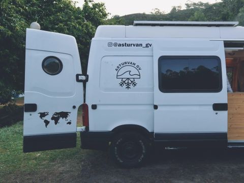 HolaCamp la Franca - Camping Asturies - Image N°11