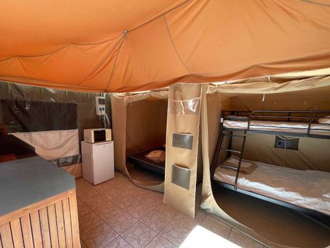 TENTE 4 personnes - Tente équipée - 2 chambres