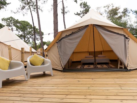 TENTE 4 personnes - TENDA PRÉ MONTADA - 4 PAX