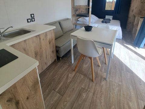 MOBILHOME 2 personnes - Mobil Studio avec SPA - 1 chambre - terrasse couverte