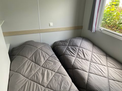 MOBILHOME 4 personnes - 2 chambres - terrasse couverte