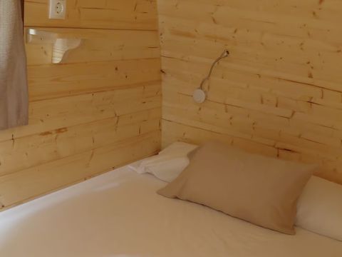 Hébergement 3 personnes - Bungalow Hobbit XL