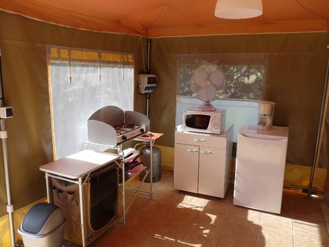BUNGALOW TOILÉ 5 personnes - Bungalow toilé 20m² 2 chambres - Arrivée le Dimanche en Juillet et Août