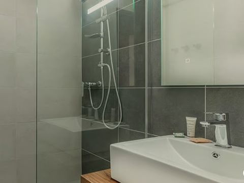 CHAMBRE 2 personnes - Chambre 2 pers.
