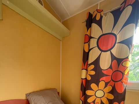 MOBILHOME 4 personnes - 4 couchages avec grande terrasse (avec clim)
