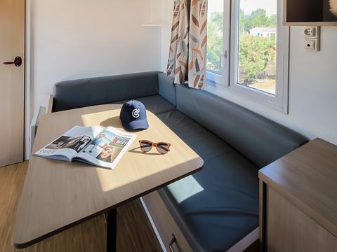 MOBILHOME 4 personnes - 4 couchages avec grande terrasse (avec clim)