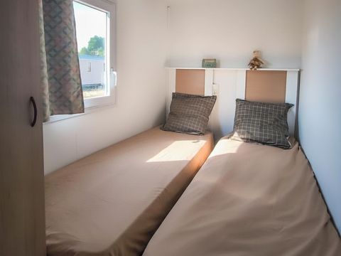 MOBILHOME 6 personnes - 6 couchages (avec clim)