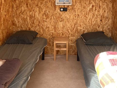 Mobilhome 2 personnes - Mobil'Chambre sans sanitaires & cuisine
