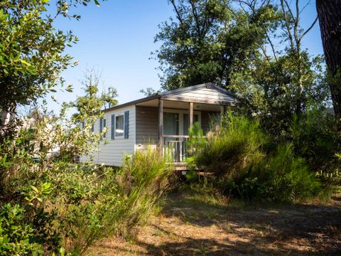 Mobilhome 6 personnes - EVOLUTION D 27m² / 2 chambres - terrasse