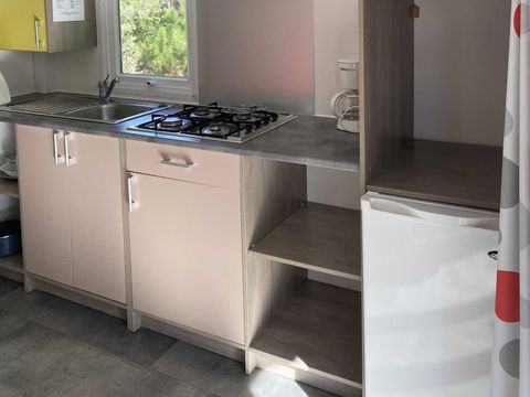 Mobilhome 6 personnes - EVOLUTION D 27m² / 2 chambres - terrasse