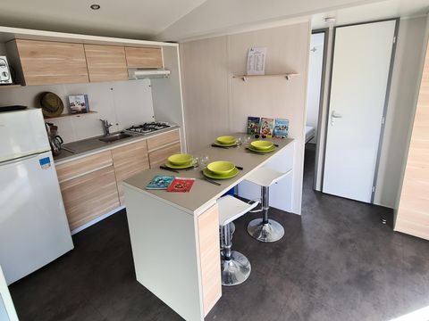 Mobilhome 4 personnes - Premium 3 Pièces 4 Personnes + TV