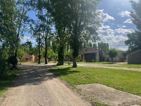 Village de Gites Le Bretou - Camping Dordogne - Image N°5