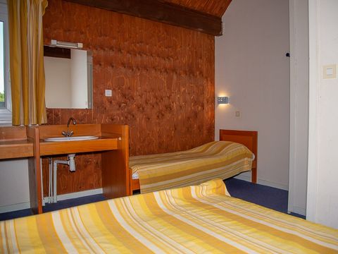 GÎTE 7 personnes - sur 2 étages