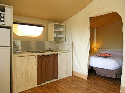 Tente en toile et en bois 4 personnes - Lodge Maasaï 2ch 4p