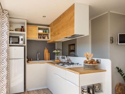 MOBILHOME 6 personnes - Sunêlia Prestige Plus 3 ch / 2sdb (terrasse couverte fermée) 6 pers
