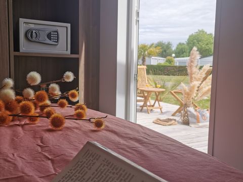 MOBILHOME 5 personnes - DIM - SUNELIA LUXE TAOS SPA 2ch/ 4p - 40m² - Pergola Exotique