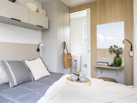 Mobilhome 4 personnes - SUNELIA PRESTIGE - CLIM - 2 chambres - 34m² - Terrasse couverte