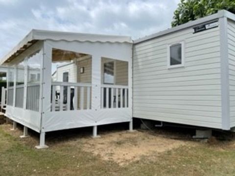 Mobilhome 4 personnes - Dimanche - SUNELIA PRESTIGE - CLIM - 2 chambres - 34m² - Terrasse couverte