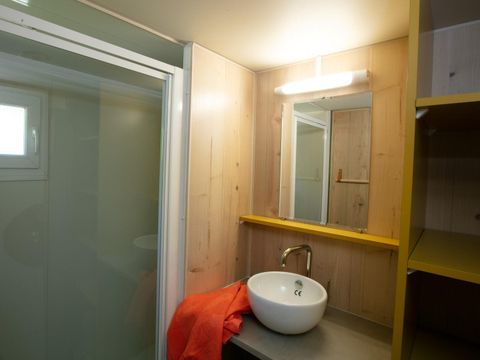 CHALET 5 personnes - Chalet Privilège Montana 35m² - + terrasse 8m² 2 chambres 4/5 personnes 2/5 pers