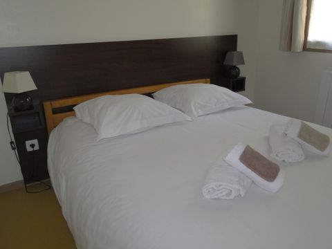 GÎTE 6 personnes - lisière de forêt - 4/6 personnes