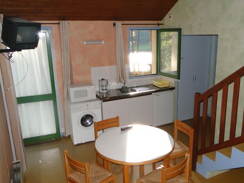 Gîte 4 personnes - 1 chambre + TV et linge de lit inclus