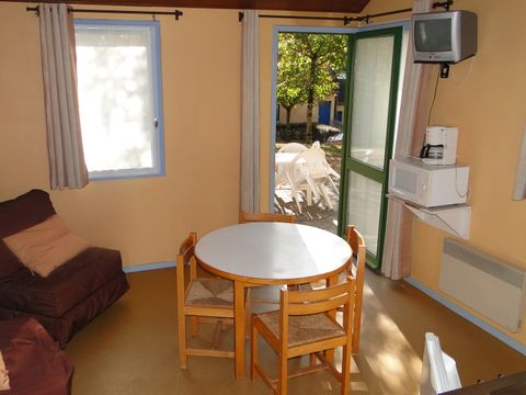 Gîte 6 personnes - 2 chambres + TV