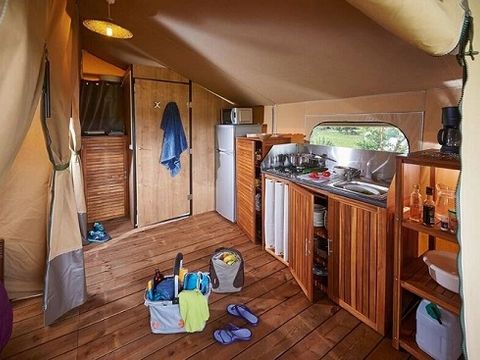 Tente en toile et en bois 5 personnes - Kenya Confort + – 2 chambres / 5 p