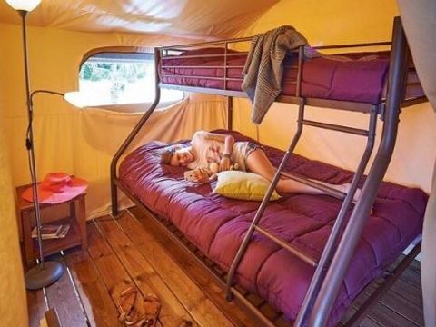 Tente en toile et en bois 5 personnes - Kenya Confort + – 2 chambres / 5 p