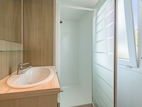 MOBILHOME 4 personnes - TV