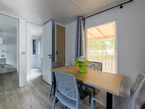 Mobilhome 4/6 personnes - 2 chambres - Confort- 30m² *