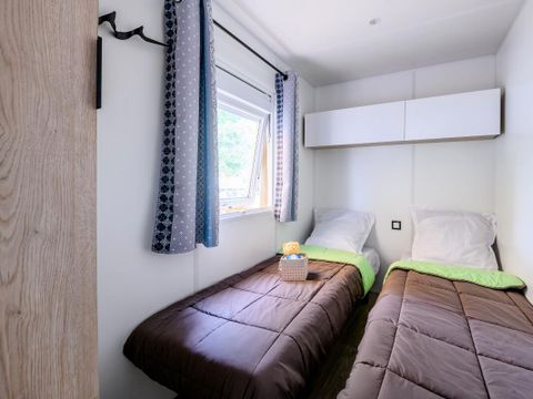 Mobilhome 10 personnes - 5 pièces 8/10 Personnes Climatisé + TV