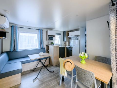 Mobilhome 10 personnes - 5 pièces 8/10 Personnes Climatisé + TV