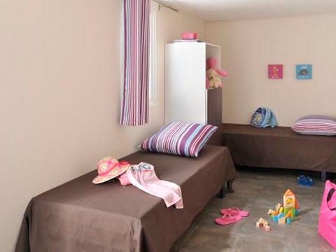 MOBILHOME 4 personnes - FIRST Tourne Pierre