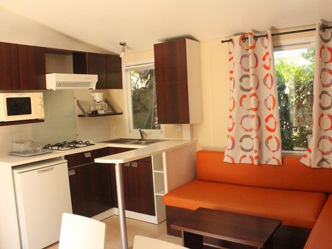 MOBILHOME 4 personnes - CONFORT HUPPE