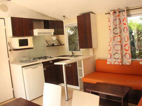 MOBILHOME 4 personnes - CONFORT HUPPE