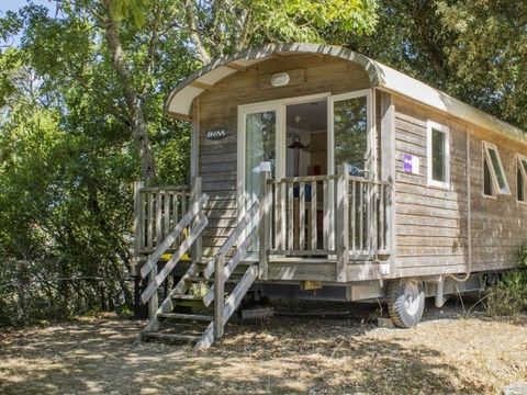 MOBILHOME 4 personnes - ROULOTTE**** 4 personnes