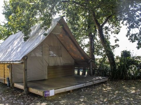 Tente en toile et en bois 4 personnes - Lodge PINSON 4 personnes