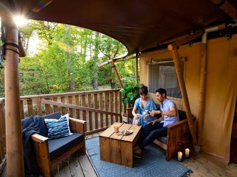 TENTE TOILE ET BOIS 5 personnes - Luxury Lodge
