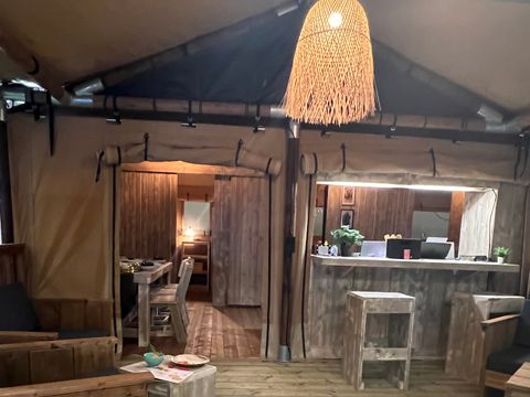 TENTE TOILE ET BOIS 5 personnes - Luxury Lodge