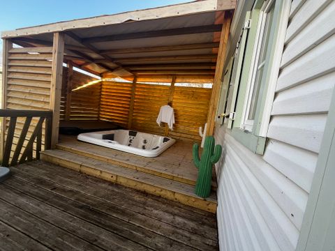MOBILHOME 4 personnes - Premium SPA - 2 chambres