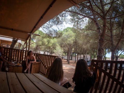 Tente en toile et en bois 4 personnes - Lodge